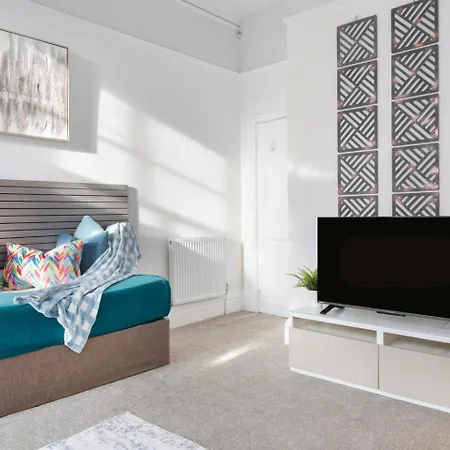 Ecocrest Stylish 2 Bedroom With Parking - Sleeps 5 Guests Nottingham Exterior photo