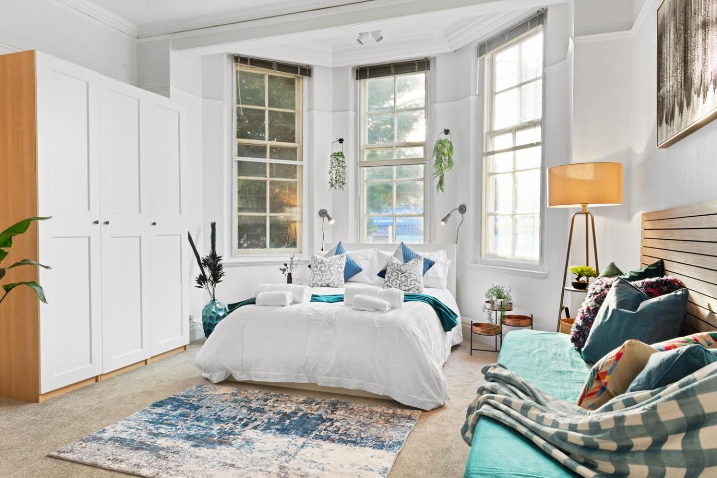 Appartement Ecocrest Stylish 2 Bedroom With Parking - Sleeps 5 Guests *