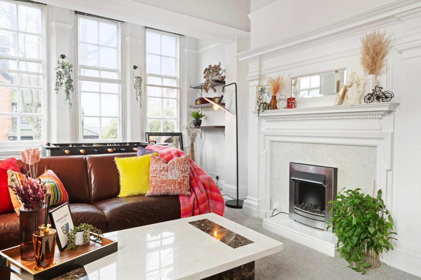 Appartement Ecocrest Stylish 2 Bedroom With Parking - Sleeps 5 Guests